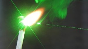 caneta laser pointer verde 10000mw 5 ponteiras bateria extra D NQ NP 622701 MLB20395567027 082015 F